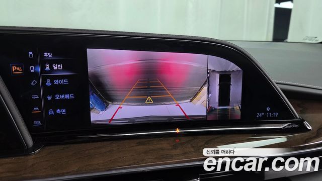 Cadillac Escalade (V) 6.2 ESV ESV Premium Luxury Platinum 2023 — фото 15