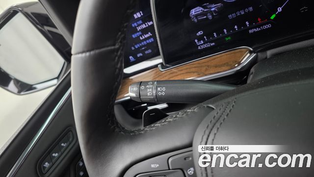 Cadillac Escalade (V) 6.2 ESV ESV Premium Luxury Platinum 2023 — фото 30