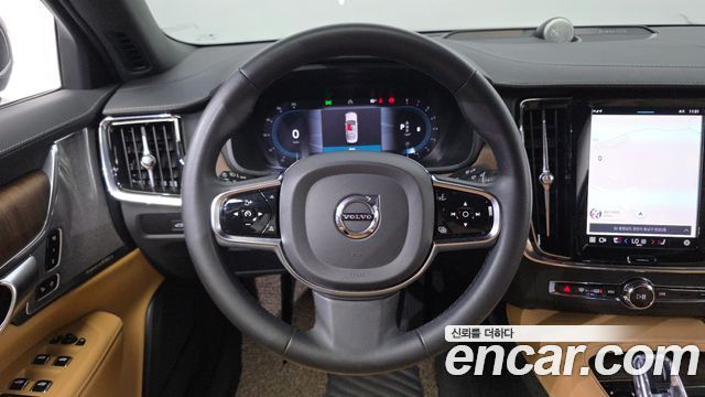 Volvo S90 B5 Ultimate Bright 2023 — фото 13