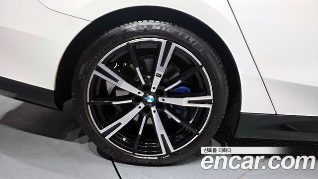 BMW 5 Series (G60) 530i xDrive M Sport 2024 — фото 5