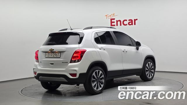 Chevrolet Trax 1.4 Premier 2020 — фото 2