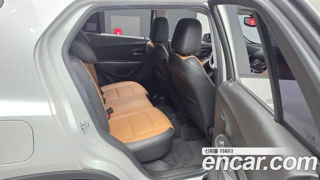 Chevrolet Trax 1.4 Premier 2020 — фото 12