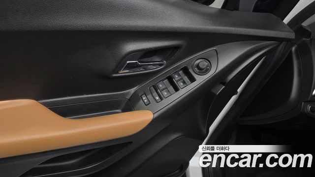 Chevrolet Trax 1.4 Premier 2020 — фото 29