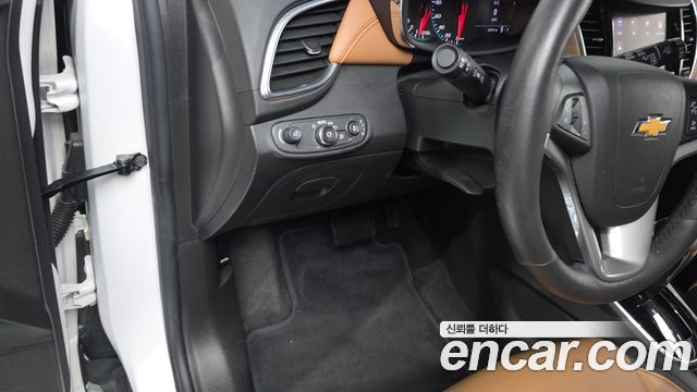 Chevrolet Trax 1.4 Premier 2020 — фото 32