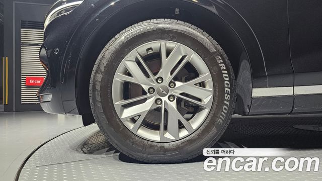 Genesis GV70 2.5T Gasoline 2WD 2023 — фото 5
