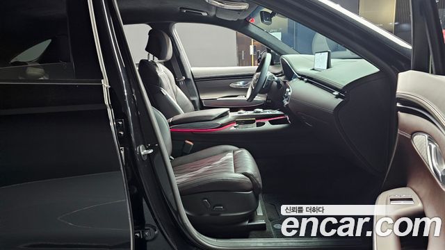 Genesis GV70 2.5T Gasoline 2WD 2023 — фото 15