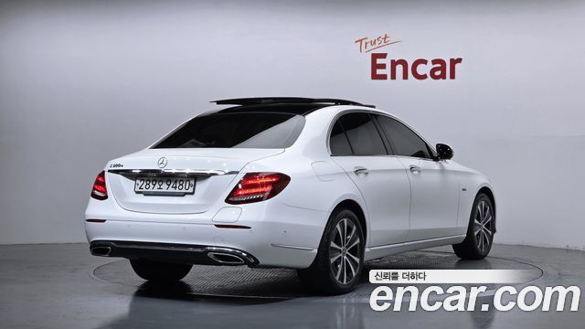 Mercedes-Benz E-Class (W213) E300e Exclusive 2019 — фото 2