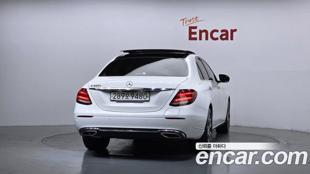 Mercedes-Benz E-Class (W213) E300e Exclusive 2019 — фото 4