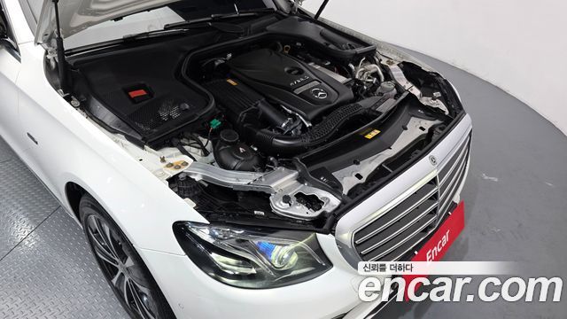 Mercedes-Benz E-Class (W213) E300e Exclusive 2019 — фото 6