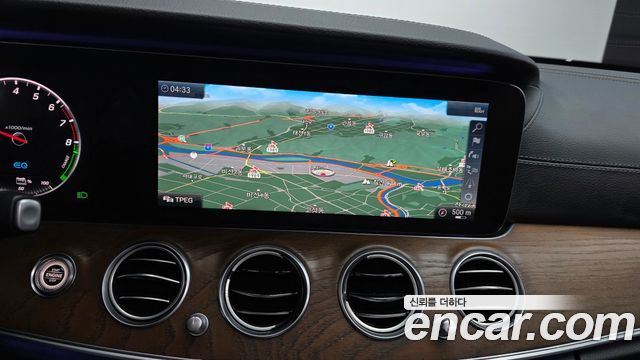 Mercedes-Benz E-Class (W213) E300e Exclusive 2019 — фото 19
