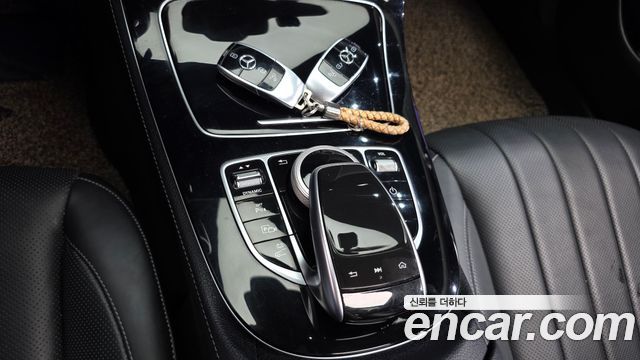 Mercedes-Benz E-Class (W213) E300e Exclusive 2019 — фото 22
