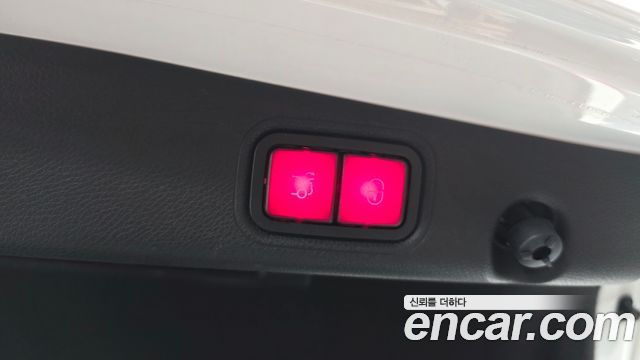 Mercedes-Benz E-Class (W213) E300e Exclusive 2019 — фото 24
