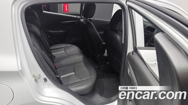 Chevrolet Spark LT 2020 — фото 12