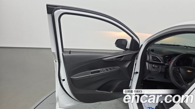 Chevrolet Spark LT 2020 — фото 24