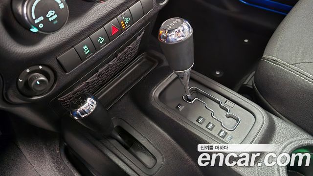 Jeep Wrangler (JK) 3.6 Rubicon 2Door 2016 — фото 9