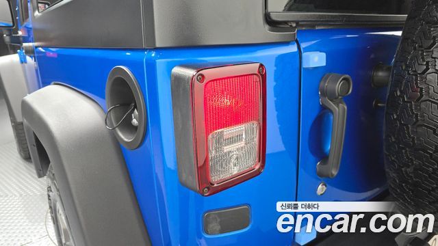 Jeep Wrangler (JK) 3.6 Rubicon 2Door 2016 — фото 23