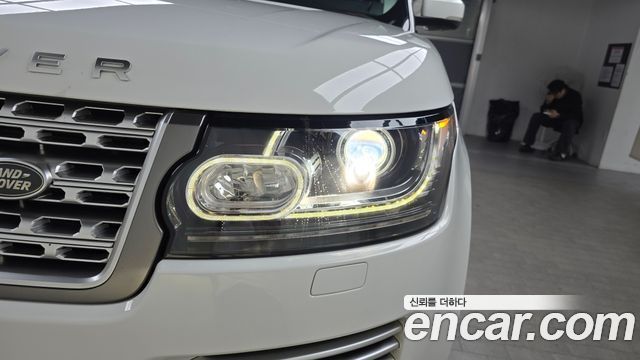 Land Rover Range Rover (IV) 4.4 SDV8 Vogue SE DIESEL 2016 — фото 22