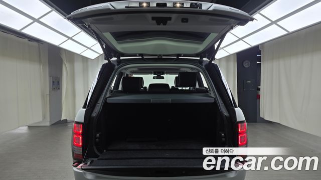 Land Rover Range Rover (IV) 4.4 SDV8 Vogue SE DIESEL 2016 — фото 31