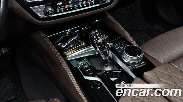 BMW 5 Series (G30) 530i M Sport Package 2022 — фото 9