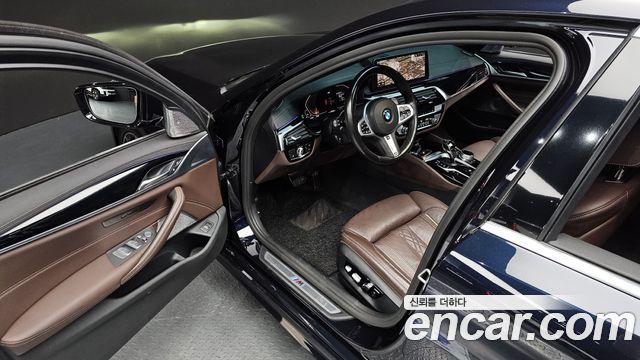 BMW 5 Series (G30) 530i M Sport Package 2022 — фото 11