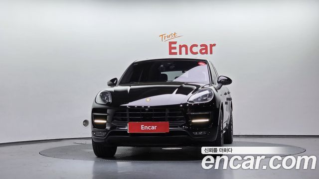 Porsche Macan 3.6 Turbo 95B 2017 — фото 3