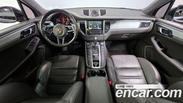 Porsche Macan 3.6 Turbo 95B 2017 — фото 7
