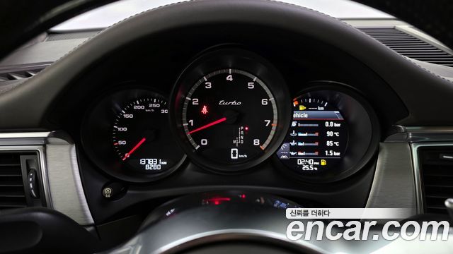 Porsche Macan 3.6 Turbo 95B 2017 — фото 8