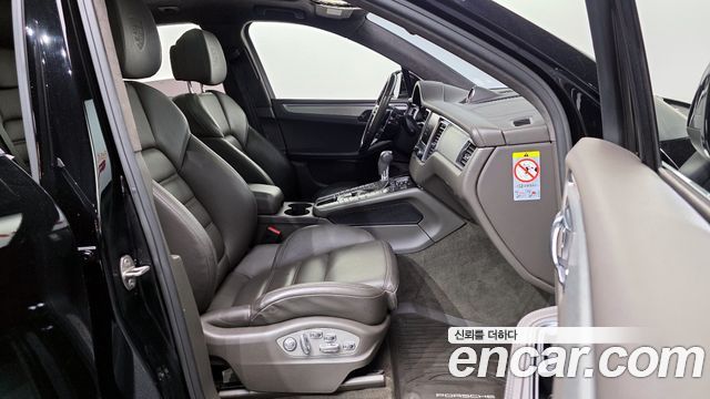 Porsche Macan 3.6 Turbo 95B 2017 — фото 15