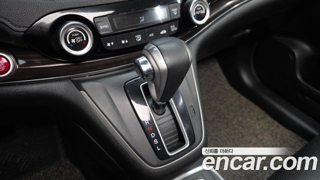 Honda CR-V 4WD Touring 4th 2015 — фото 9