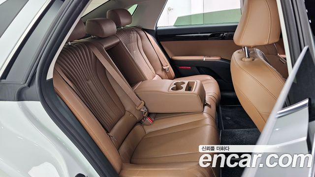 Hyundai Grandeur (GN7) 2,5 Gasoline 2WD Premium 2024 — фото 11