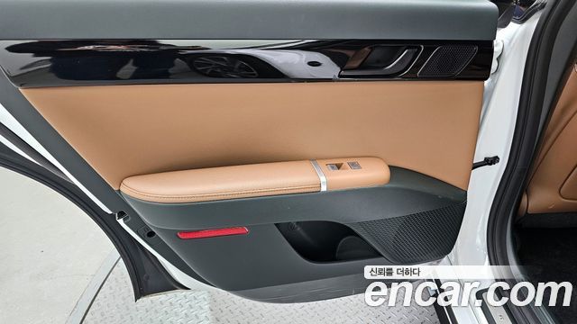 Hyundai Grandeur (GN7) 2,5 Gasoline 2WD Premium 2024 — фото 25