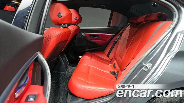 BMW 3 Series (F30) 330i M Sport Shadow 2018 — фото 16