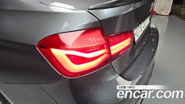 BMW 3 Series (F30) 330i M Sport Shadow 2018 — фото 29