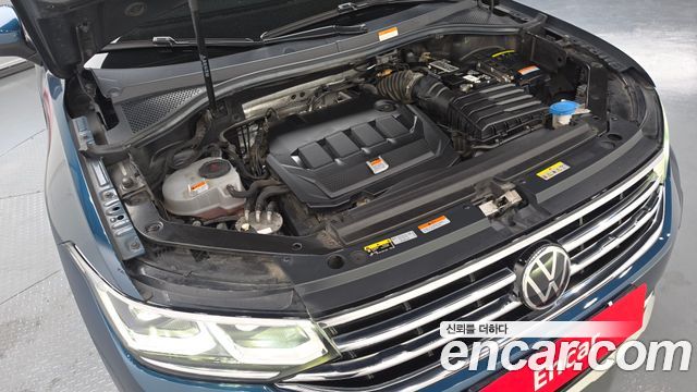 Volkswagen Tiguan (II) 2.0 TDI 4-Motion Premium 2022 — фото 6