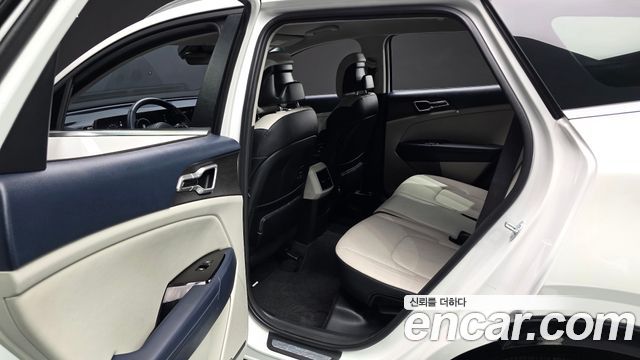 Kia Sportage (V) Gasoline 1.6 Turbo 2WD Signature 2024 — фото 12