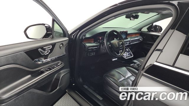 Lincoln Corsair 2.0 Reserve AWD 2021 — фото 10