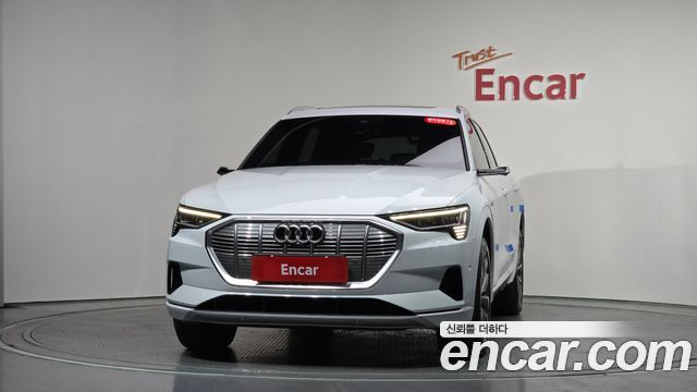 Audi e-tron 55 Quattro 2022 — фото 3