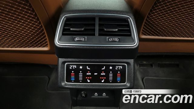 Audi e-tron 55 Quattro 2022 — фото 19