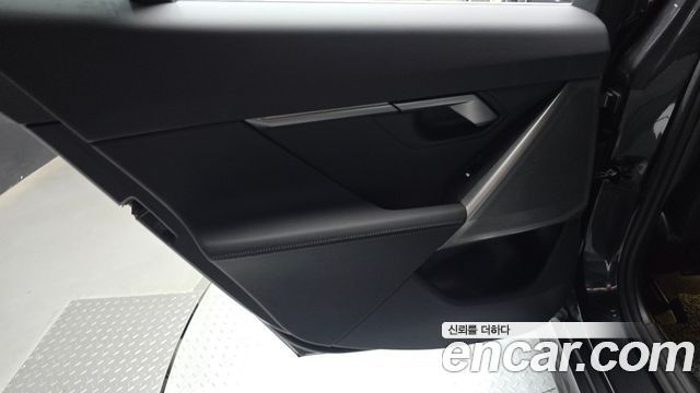 BMW 5 Series (G60) 523d 2025 — фото 25