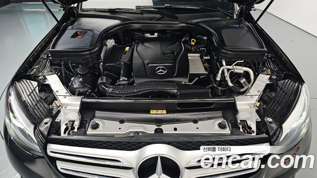Mercedes-Benz GLC-Class (X253) GLC300 4MATIC 2019 — фото 6
