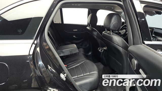 Mercedes-Benz GLC-Class (X253) GLC300 4MATIC 2019 — фото 11