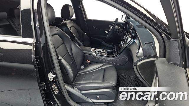 Mercedes-Benz GLC-Class (X253) GLC300 4MATIC 2019 — фото 26