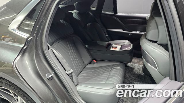 Genesis G90 (RS4) Gasoline 3.5 Turbo 2WD 2022 — фото 11