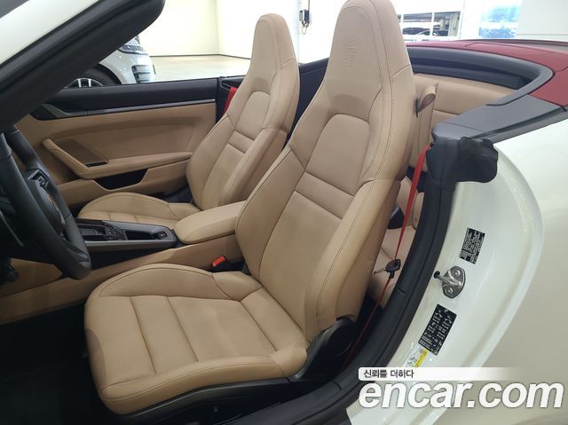 Porsche 911 (992) Carrera 4 Cabriolet 2024 — фото 10