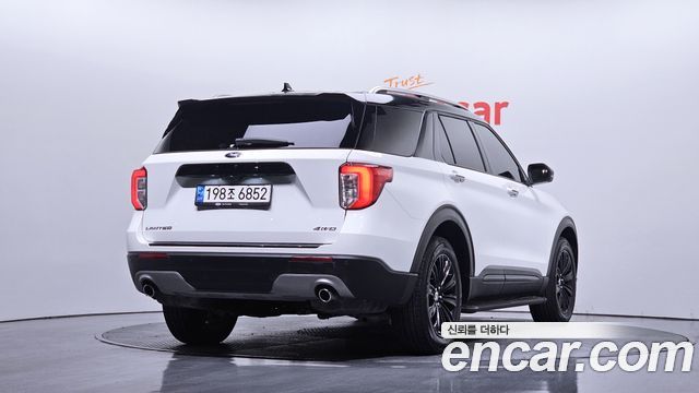 Ford Explorer (VI) 2.3 LimIted 4WD 2022 — фото 2
