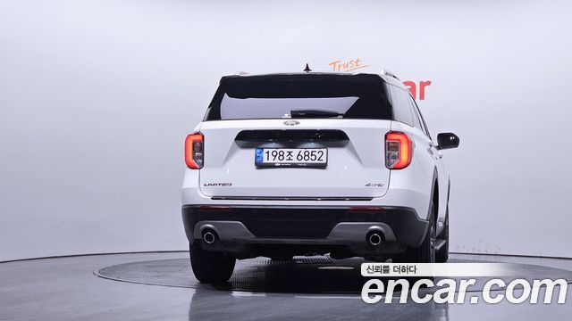 Ford Explorer (VI) 2.3 LimIted 4WD 2022 — фото 4