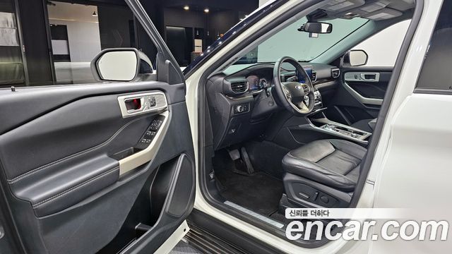 Ford Explorer (VI) 2.3 LimIted 4WD 2022 — фото 10