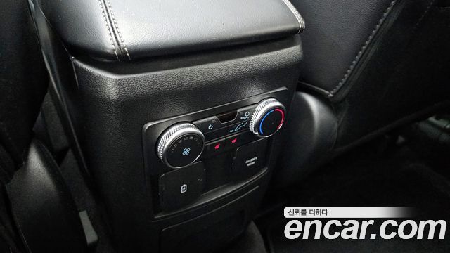 Ford Explorer (VI) 2.3 LimIted 4WD 2022 — фото 18