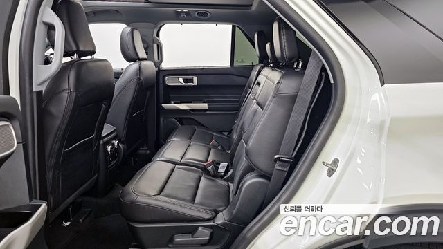 Ford Explorer (VI) 2.3 LimIted 4WD 2022 — фото 26