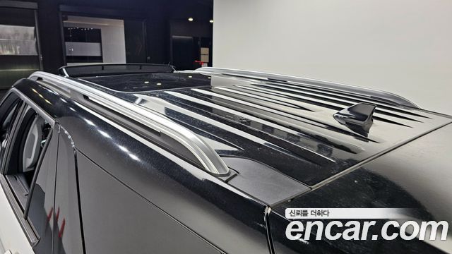Ford Explorer (VI) 2.3 LimIted 4WD 2022 — фото 32